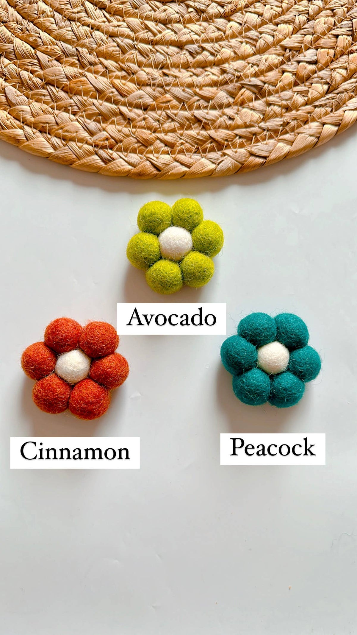 Daisy car vent air freshener clip - Cinnamon