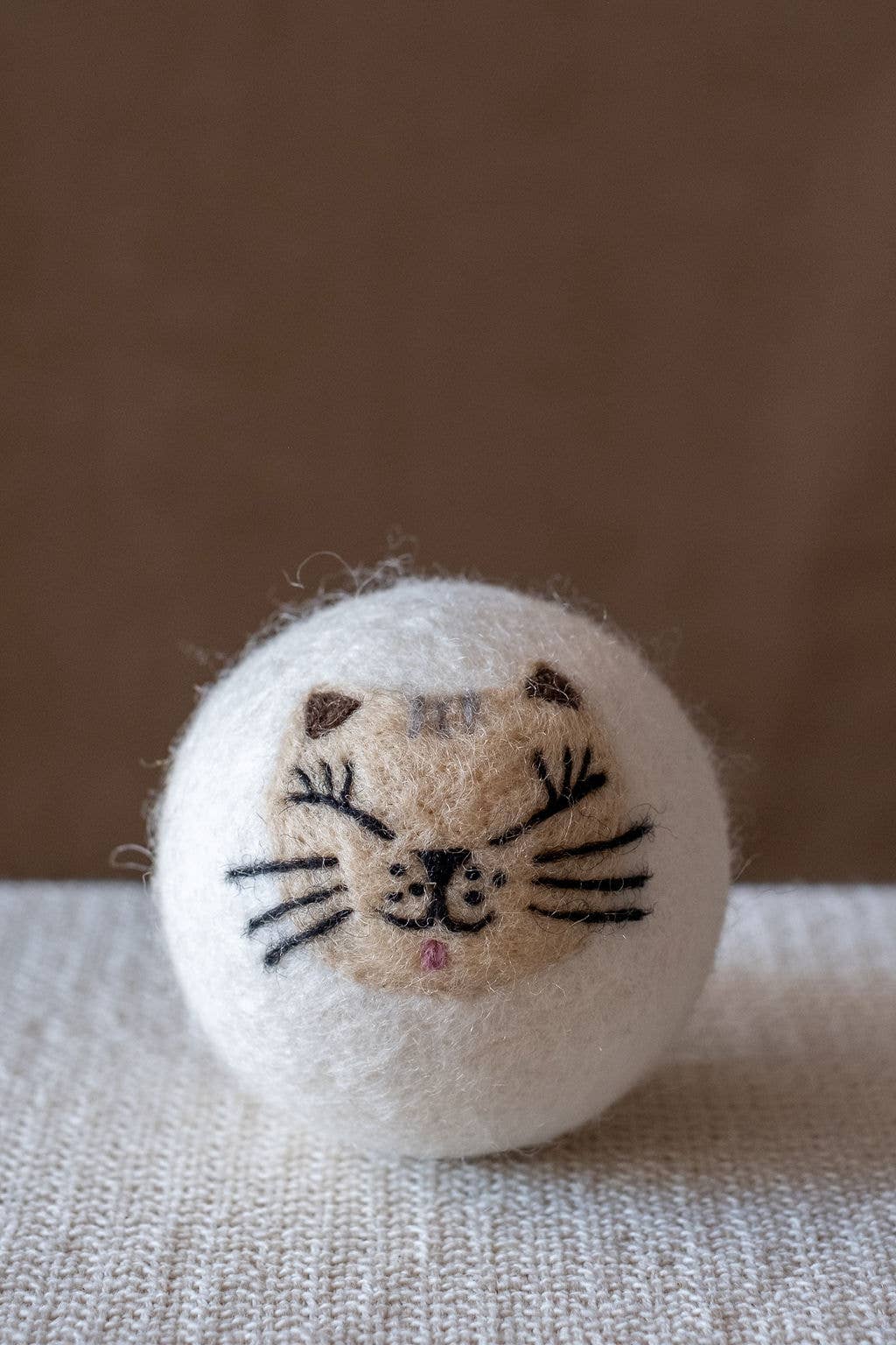 Single – Wool Dryer Balls Over 50 Styles : Lady Cream Cat
