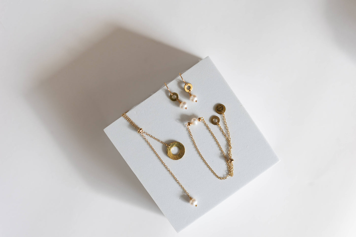 Promise Gold Plated Lariat Necklace with Pearl