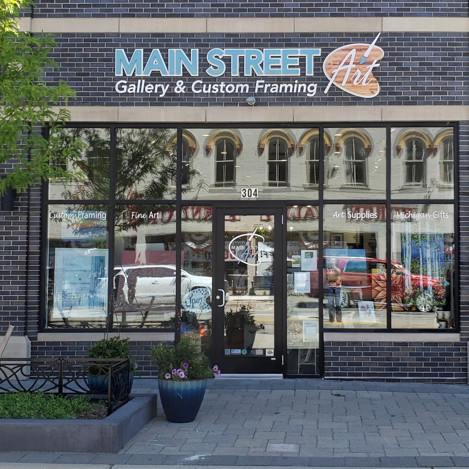 Main Street Art storefront located in Milford, MI.