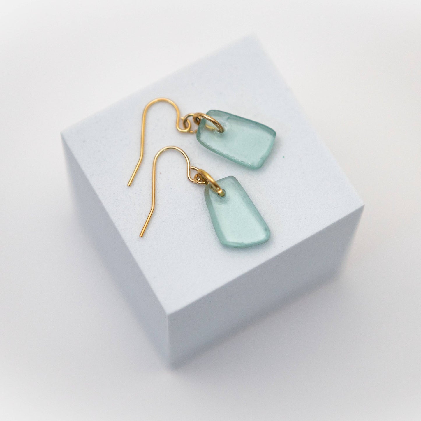 See Me Through Earrings: Aqua