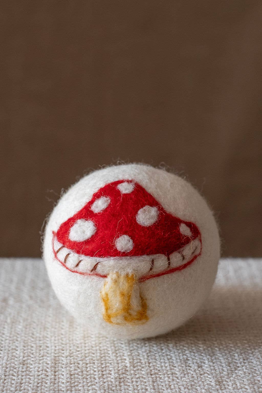Single – Wool Dryer Balls Over 50 Styles : Lady Cream Cat