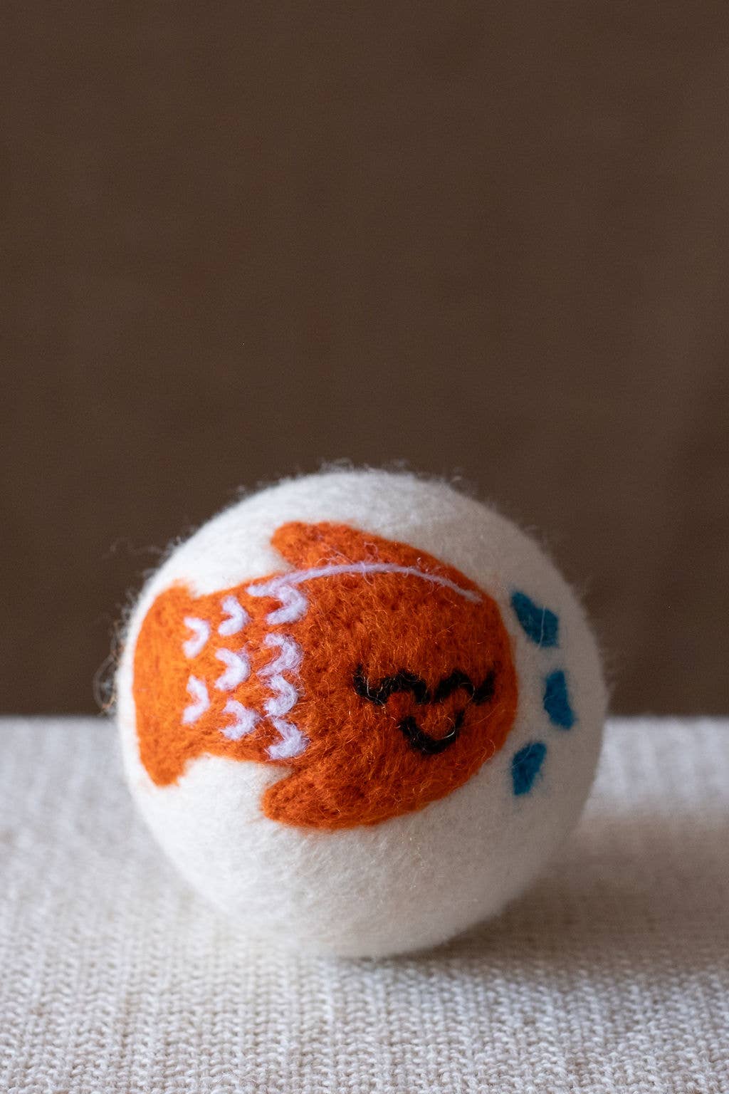 Single – Wool Dryer Balls Over 50 Styles : Lady Cream Cat
