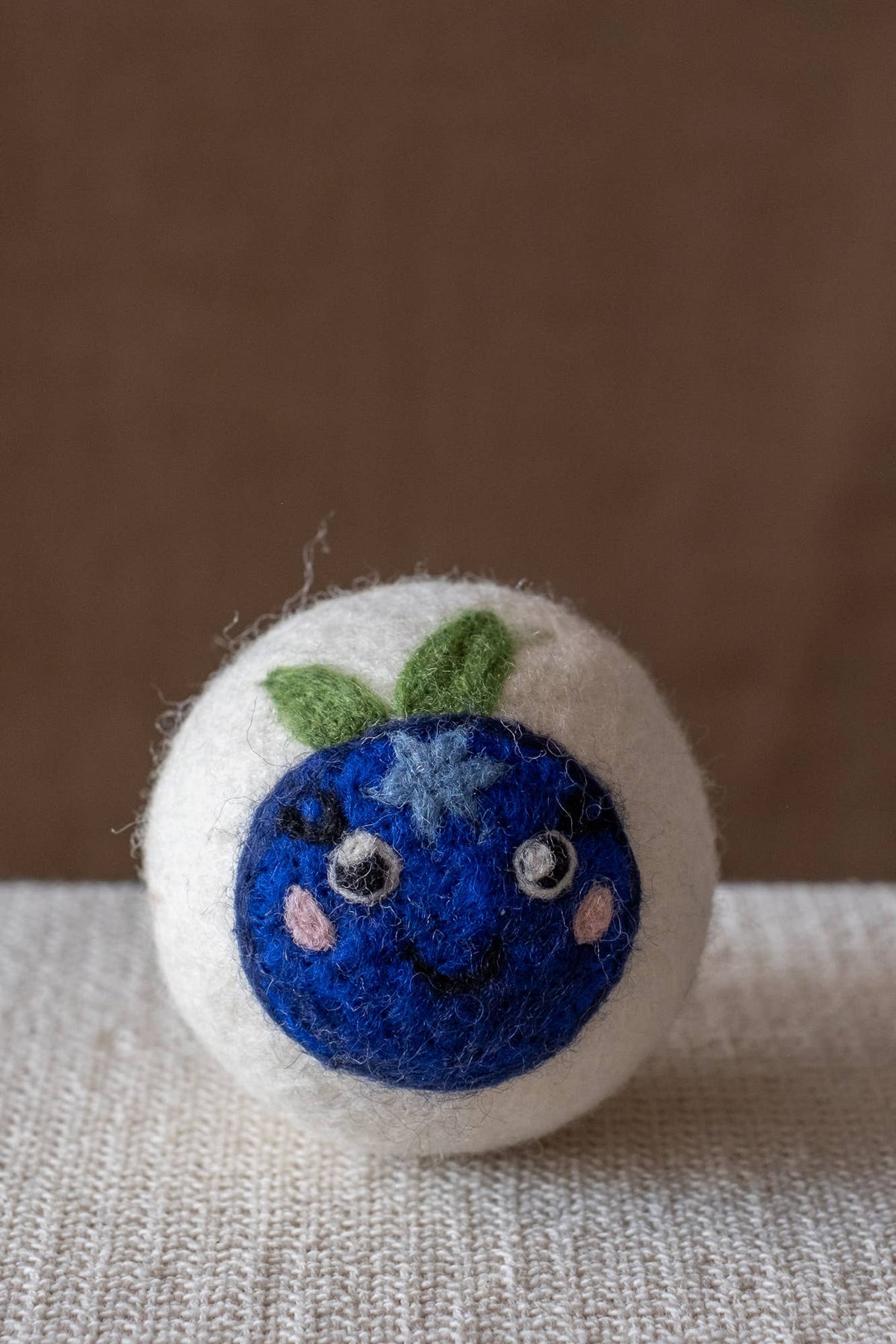 Single Choice – Dryer Balls Natural Wool Ethically Handmade: Blueberry