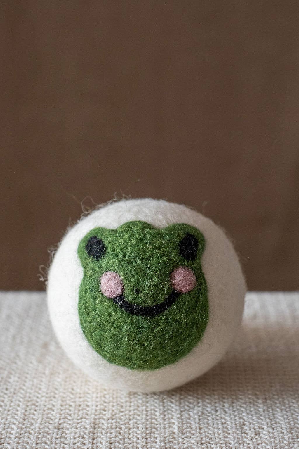 Single Choice – Dryer Balls Natural Wool Ethically Handmade: Frog