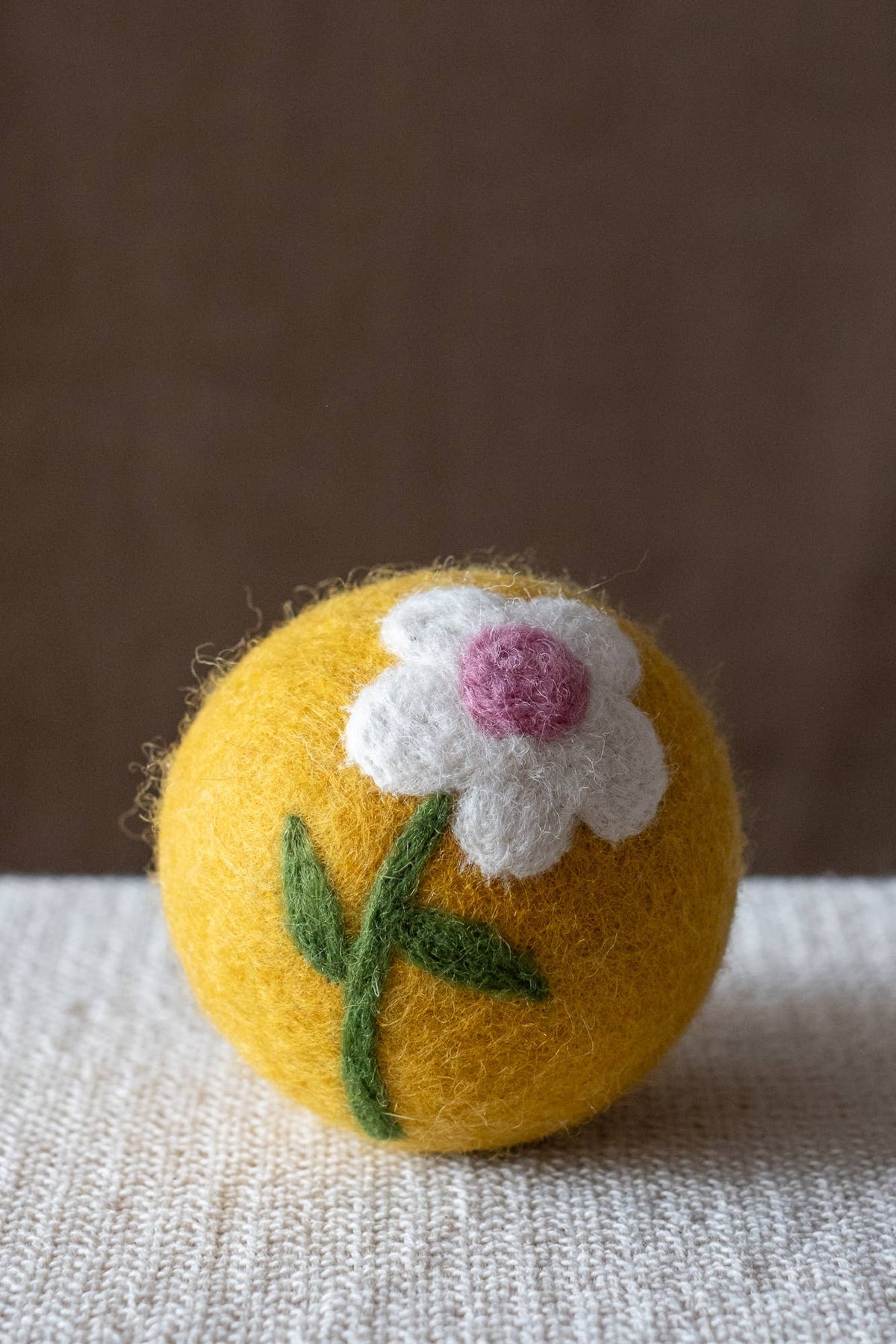 Single Choice – Dryer Balls Natural Wool Ethically Handmade: Daisy