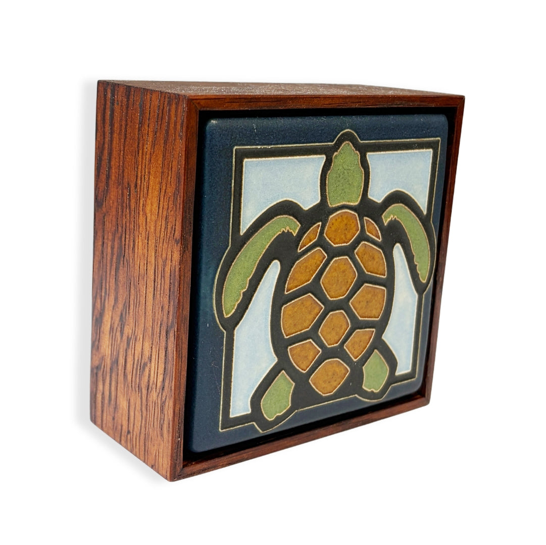 Turtle (Light Blue) – 4x4 art tile cube frame